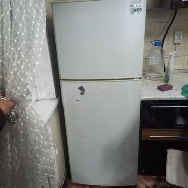 холодилник дома: Холодильник Samsung, Б/у, Двухкамерный, Total no frost, 60 * 170 *