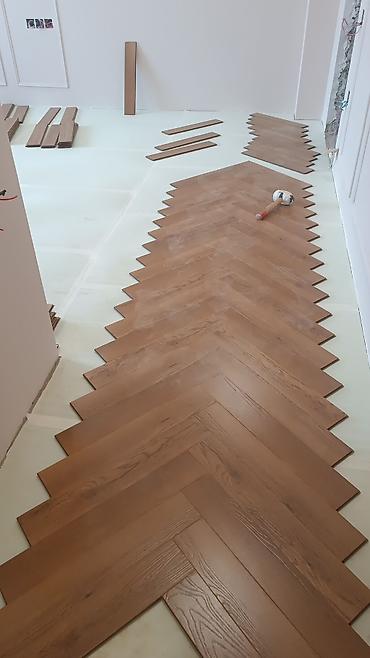 Döşəmə işləri: Laminat döşəmə xidməti - watsapp aktivdir. Döşəmə işlərinin peşəkar — 31