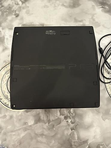playstation dört: Sony PlayStation 3 Slim (model CECH-2508B) Komplekt: - PS3 Slim — 3