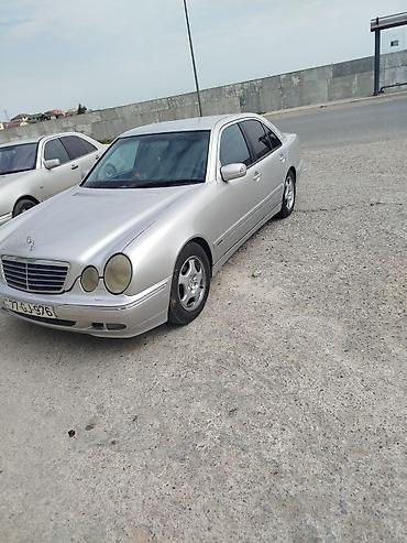 w210 panel: Mercedes-Benz E-Class (W210) sedan - Kuzov: gümüş rəng, 4 qapı — 4