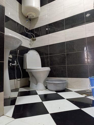 Otaqların uzunmüddətli kirayəsi: Mənzil Masazır qəsəbəsi Qurtuluş 93 kompleksində 6 mərtəbəli binanın — 7