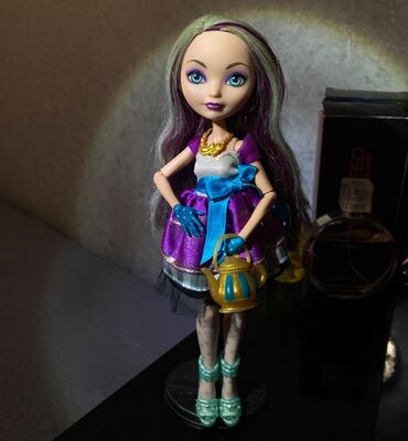 кукольный домик бу: Кукла-Ever After High, персонаж Мэделин Хэттер базовая Хорошего