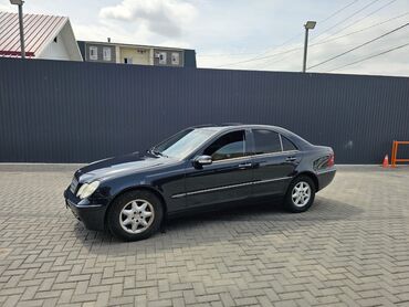 флагман мерс: Mercedes-Benz C 230: 2002 г., 2.2 л, Автомат, Дизель, Седан