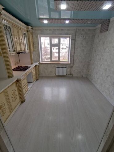 Продажа квартир: 3 комнаты, 106 м², Индивидуалка, 2 этаж