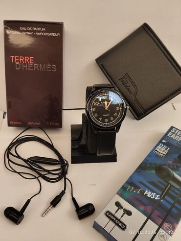 Aksesuarlar üçün vitrinlər: Saat üçün — 2