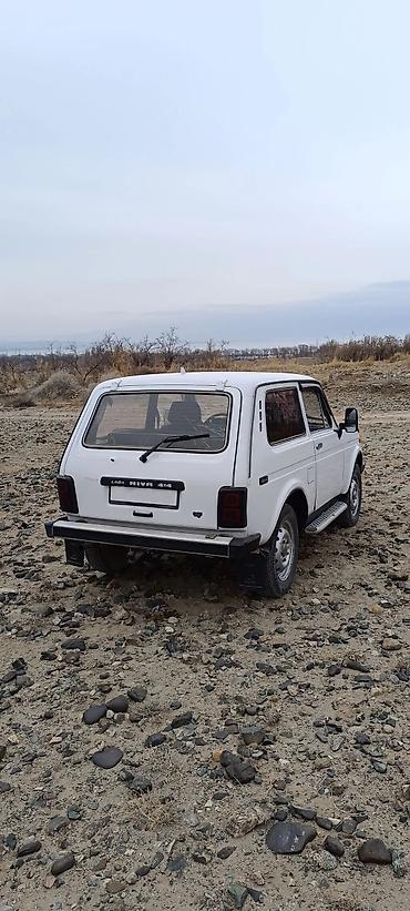 hongqi e: ВАЗ (ЛАДА) 4x4 Нива: 1997 г., 1.7 л, Механика — 3
