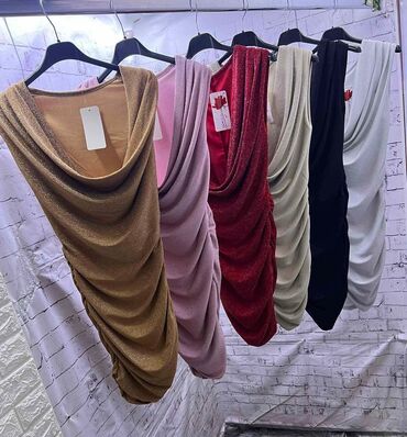 Haljine: Akcija haljina i garderobe 🔥🔥
sve po 1600 din na lalafo.rs — 9 Haljine: Akcija haljina i garderobe 🔥🔥
sve po 1600 din — 9