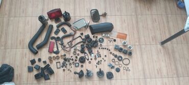 запчасти для газ 21: Juguliüçün müxtəlif ehtiyat hissələrindən ibarət çeşid. Dəstə qaz