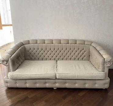 Klassik üslubda yumşaq mebel dəsti - Tərkibi: 1 geniş divan, 2 ədəd lalafo.az -da Klassik üslubda yumşaq mebel dəsti - Tərkibi: 1 geniş divan, 2 ədəd