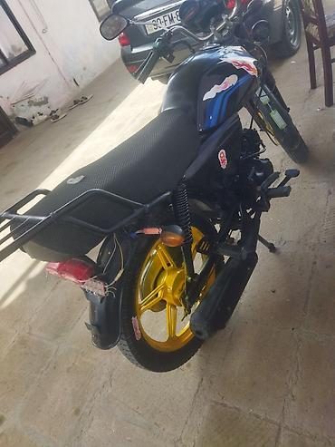 Мототранспорт: Moped tipli yüngül motosiklet Xüsusiyyətlər:kuba boks 110 kubdu — 2