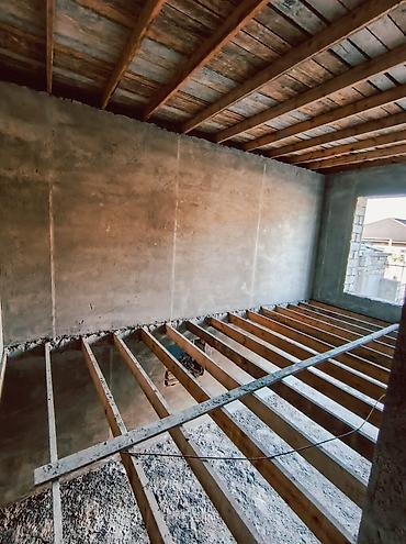upd qesebesinde evler: 6 otaqlı, 200 kv. m, Kredit yoxdur, Təmirsiz — 5