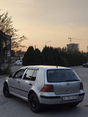 накитка авто: Volkswagen Golf: 2000 г., 1.6 л, Механика, Бензин, Хэтчбэк — 8