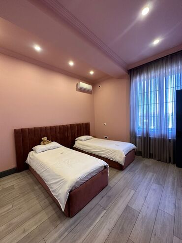 Həyət evləri və villaların satışı: 4 otaqlı, 400 kv. m — 25