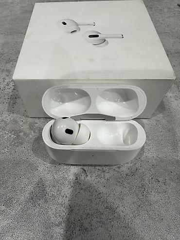 rant ace: Беспроводные наушники-вкладыши Apple AirPods Pro 2 с зарядным футляром — 1