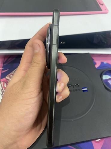 Vivo: Vivo X200 Pro, Б/у, 256 ГБ, цвет - Черный, 2 SIM — 8