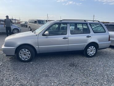 Volkswagen: Volkswagen Golf Variant: 1998 г., 1.8 л, Механика, Бензин, Универсал