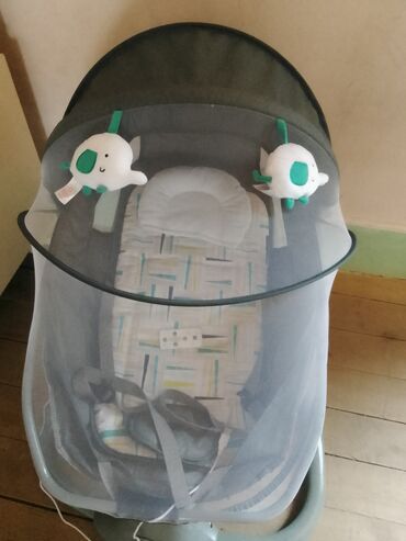 Beşiklər: Oğlan və qız üçün, Yeni, Dördbucaq, Beşik, Dəstsiz, Matras ilə, Yellənmə mexanizm ilə — 2