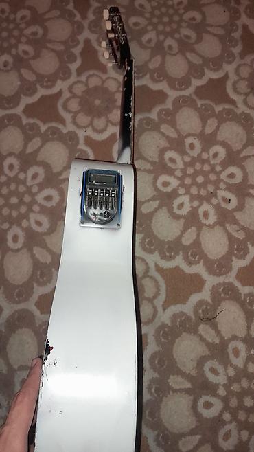 ikinci el dvd: Satılır: Gitar. Başqa gitarlarla barter oluna bilər. Texniki cəhətdən — 2