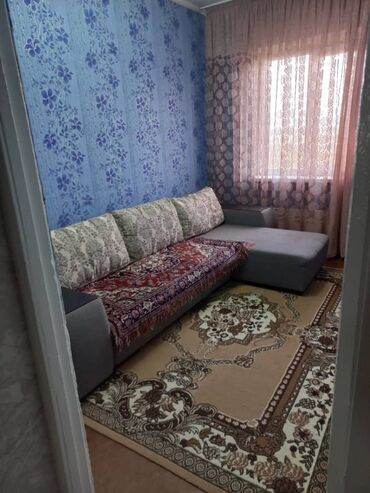 сдаю квартиру турусбекова: 3 бөлмө, Менчик ээси, Чогуу жашоосу жок, Толугу менен эмереги бар