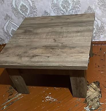 Jurnal masası, İşlənmiş, Transformer, Kvadrat masa lalafo.az -da Jurnal masası, İşlənmiş, Transformer, Kvadrat masa
