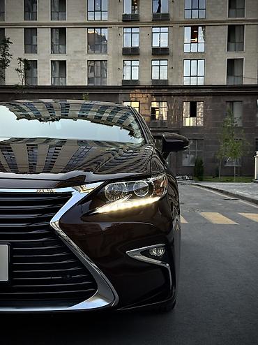 ешка 301: Lexus ES: 2017 г., 2.5 л, Вариатор, Гибрид, Седан — 8