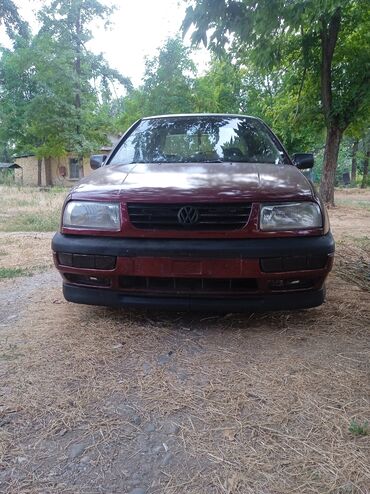 volkswagen b5: Volkswagen Vento: 1992 г., 1.8 л, Механика, Бензин