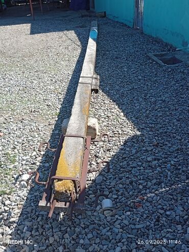 Özü yapışan divar kağızları: 9 metru uzunlugunda iwig beton direyi satilir. hec 1 prablemi