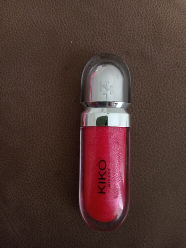 Kişi ayaqqabıları: Dodaq parıldadıcısı, Kiko Milano, Qırmızı, Yeni, Ünvandan götürmə