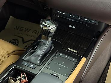 Lexus: Lexus ES: 2021 г., 2.5 л, Вариатор, Гибрид, Седан — 19