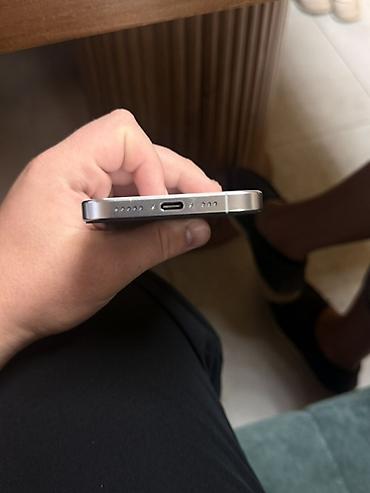 экран макбук: IPhone 16 Pro, Б/у, 256 ГБ, White Titanium, Кабель, 90 % — 2