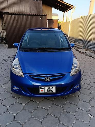 авто крепеж: Honda Fit: 2005 г., Автомат, Бензин, Хэтчбэк — 2