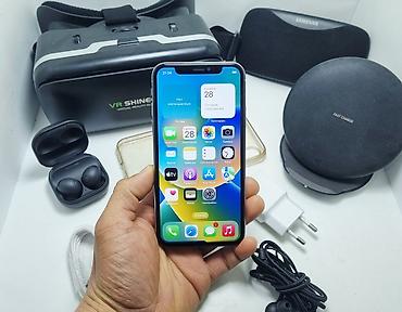 Apple iPhone: IPhone X, Б/у, 64 ГБ, Серебристый, Зарядное устройство, Чехол, Наушники, 100 % — 1