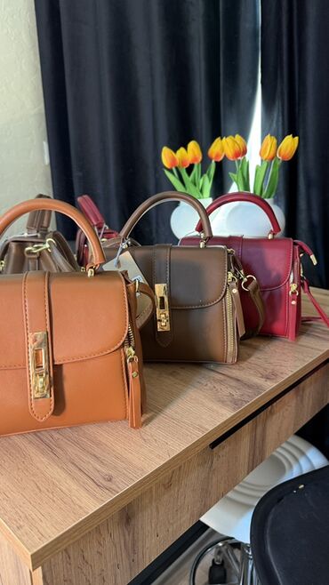 Классические сумки: Женские сумки — ассортимент моделей и цветов - Компактные сумки с — 7