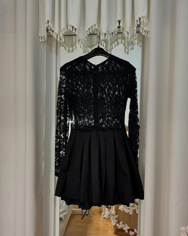 šljokičasta haljina: M (EU 38), color - Black, Evening, Long sleeves