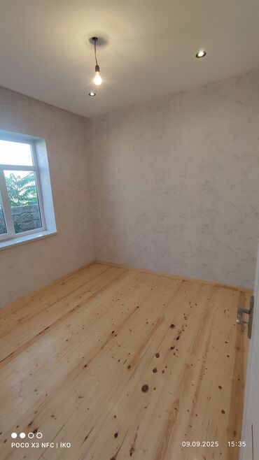 Həyət evləri və villaların satışı: Satılır: Binə Sovxozda 160 marşurutunun son dayanacağına yaxın həyət — 12