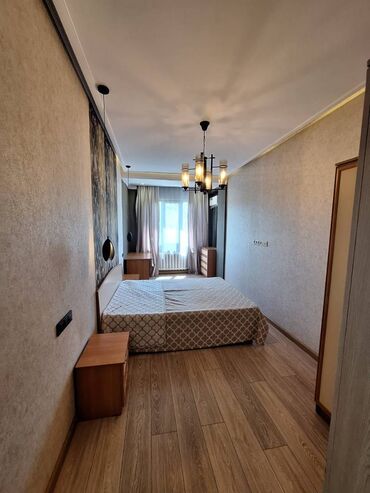 кто ищет комнату на подселение: 2 комнаты, 78 м², Элитка, 4 этаж, Евроремонт