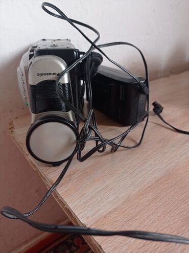видеокамеры бишкек цена: Видеокамера рабочий батарейку нужно поменять жилмассив кок жар