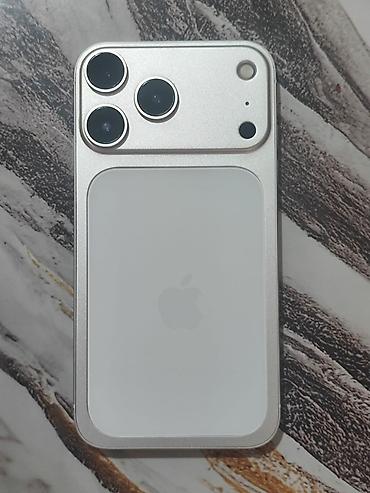 iphone 11 kac manat: IPhone 11, 128 GB, Gümüşü, Simsiz şarj — 1
