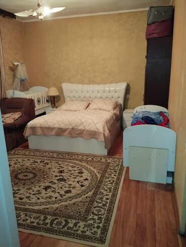 Информатика: Поселок Бинагади 5 комнат, 1 м², Нет кредита, Средний ремонт