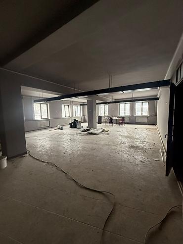 Продажа другой коммерческой недвижимости: Продаётся готовый бизнес. Здание находится в аренде. Площадь помещения — 9