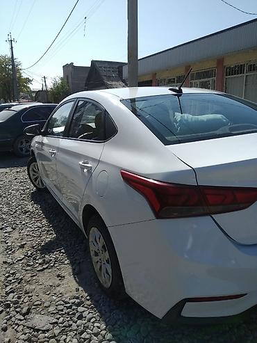 саната нюрас: Hyundai Solaris: 2017 г., 1.4 л, Механика, Бензин, Седан — 3