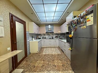 Долгосрочная аренда домов: 200 м², 4 комнаты, Утепленный, Теплый пол, Парковка — 4