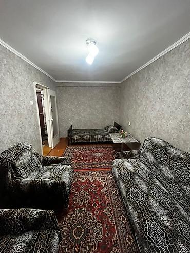 дешевые однокомнатные квартиры: 1 комната, 35 м², 7 мкр Индивидуалка, 4 этаж, Косметический ремонт — 3
