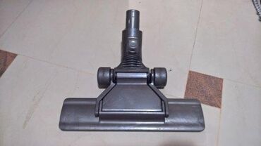 Ostali delovi za usisivače: Dyson standardna papuca sa cetkom Dyson papuca za usisivac Charger — 1