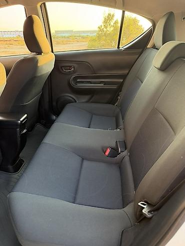 corolla 2016: Toyota Aqua: 2016 г., 1.5 л, Вариатор, Гибрид, Хэтчбэк — 9