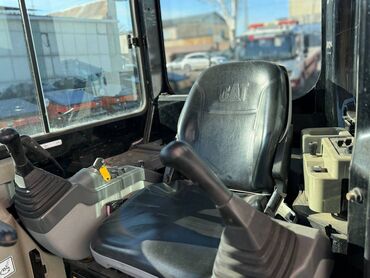 Экскаваторы: Экскаватор, Гусеничный — 6