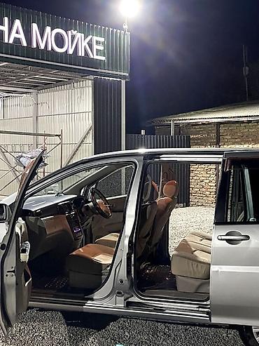 Nissan: Nissan Liberty: 2001 г., 2 л, Автомат, Бензин, Минивэн — 12