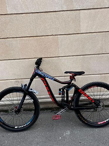 velpsiped: Giant Glory 2 2014(Slope Build) Amortizatorlar 200 saat servis olunub — 3
