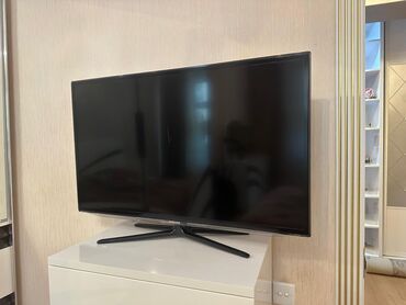 Televizorlar: İşlənmiş Televizor Samsung Led 40" FHD (1920x1080), Ünvandan götürmə