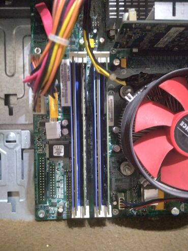 Masaüstü kompüterlər və iş stansiyaları: Təcili satılır ( CPU i5 650 RAM DDR3 12 GB YADDAŞ 500 GB VİDYO KART — 5